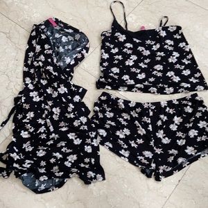 Woman’s Pj set with matching robe